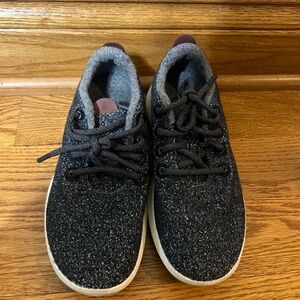 Allbirds Women's Black and Gray Shoes